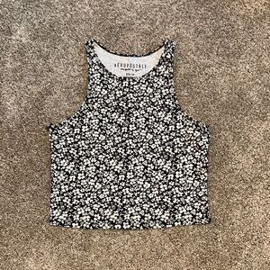 Aeropostale Black and White Floral Tank Crop Top